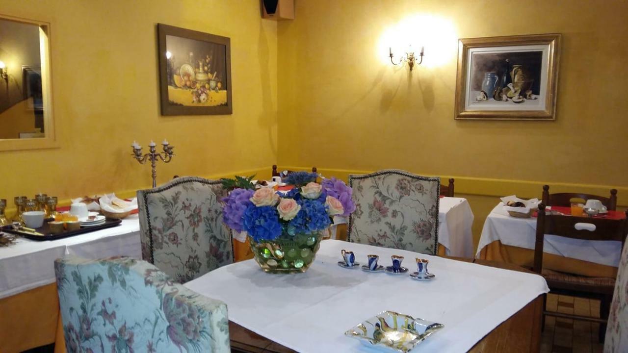 Hotel Saint Vincent Bagnères-de-Bigorre Eksteriør bilde